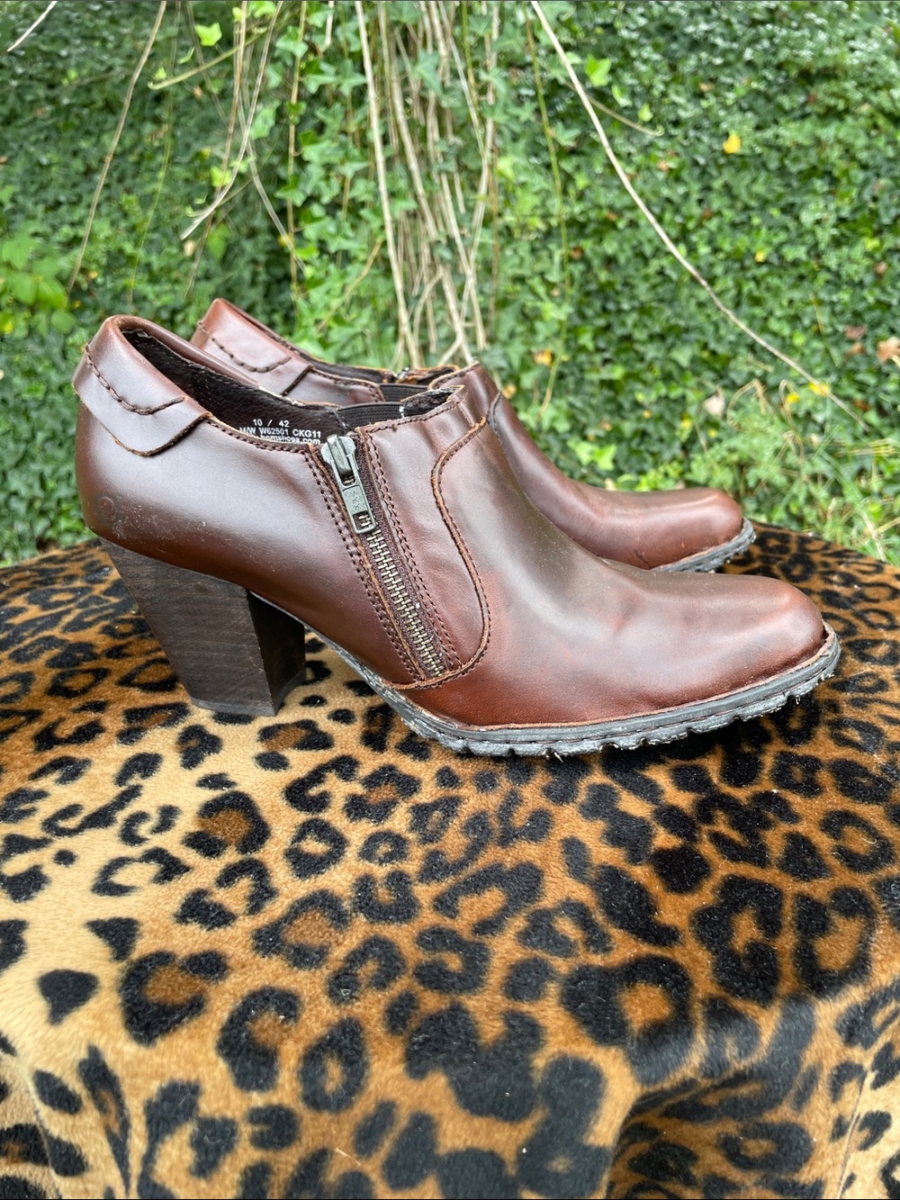 Born Brown Leather Heeled Ankle Booties with Side Zip Size 10(42)